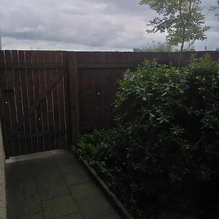 Sleeps 2 With Free Parking Apartament Carrick on Shannon